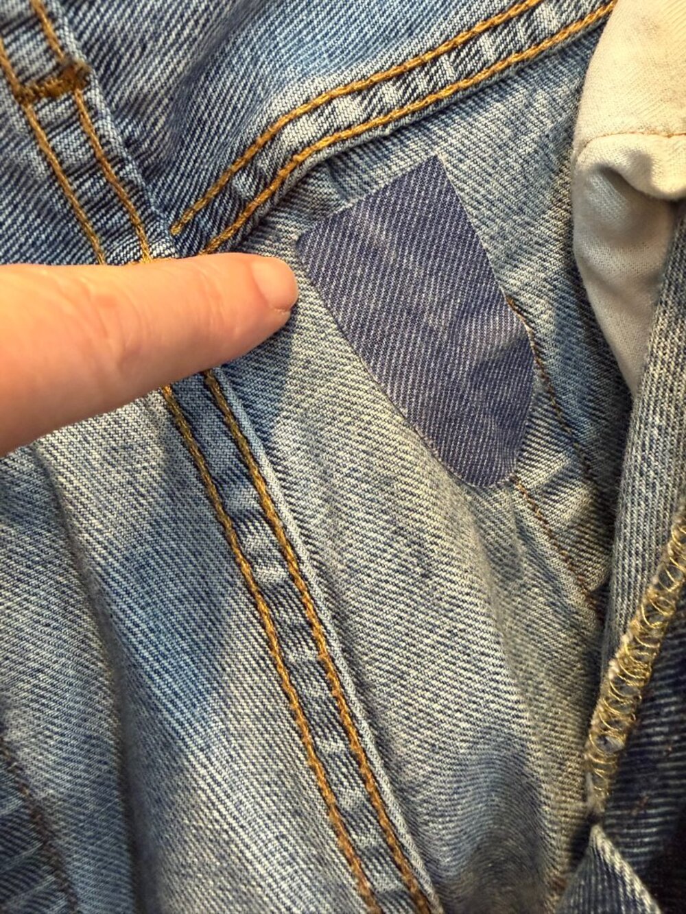 Levi’s 550 Relaxed Fit Jeans W33 L32 • Men’s Denim • Broken‑In • Pocket Patch - Picture 6 of 16